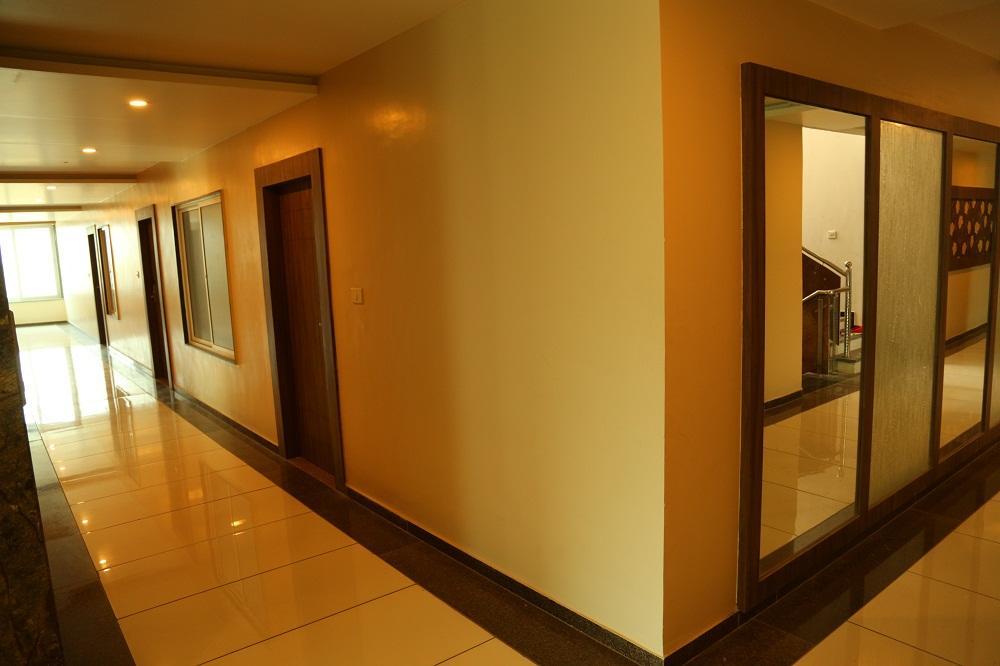 Rohera Hotel Lord Krishna المظهر الخارجي الصورة