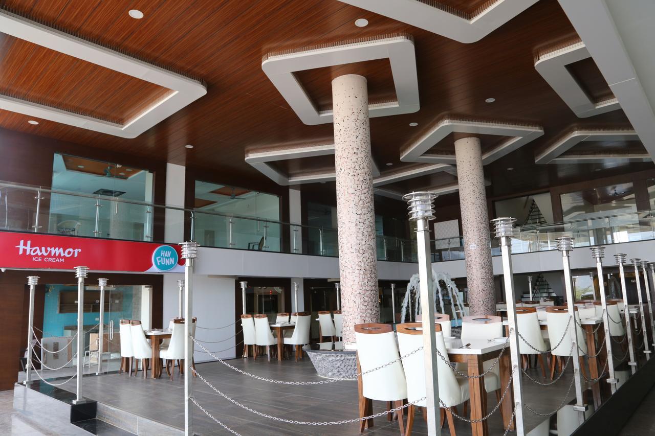 Rohera Hotel Lord Krishna المظهر الخارجي الصورة